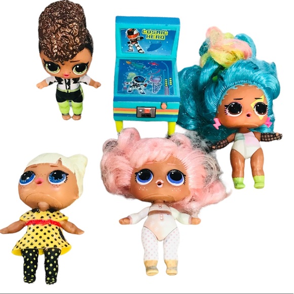 4 LOL Surprise Dolls & Toy Video Game - Picture 2 of 4